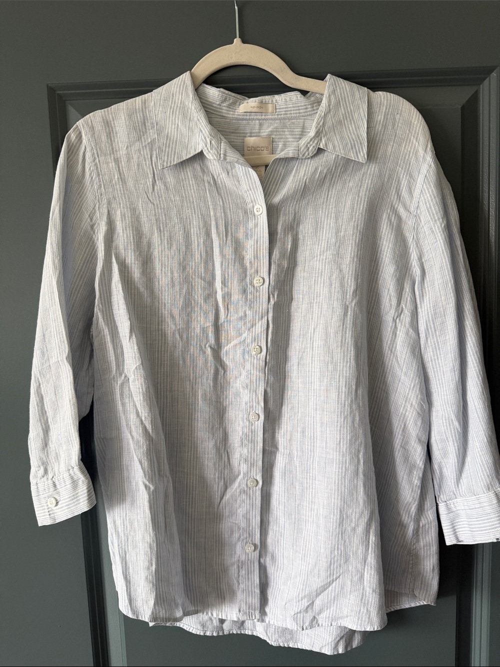 Chico's Light Blue & White Striped Casual Button-Down Shirt